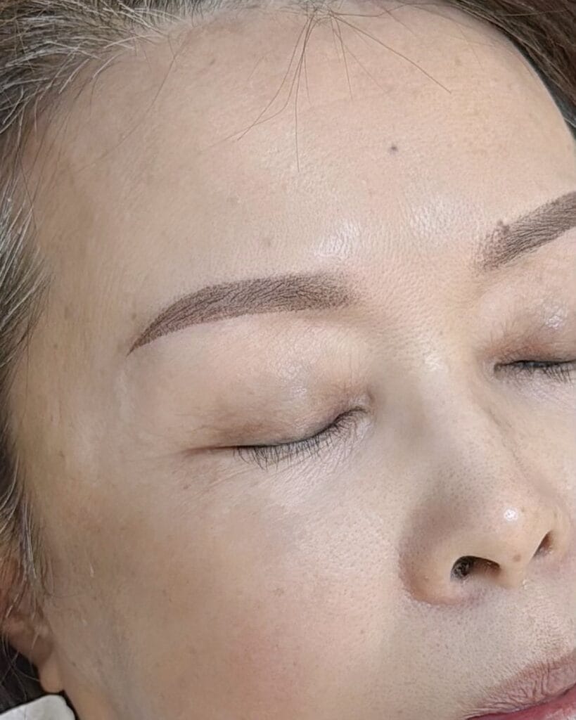 붉은눈썹문신 해결 방법 1가지? / 은평구,성북구,홍대 - 두피문신 교육 및 전문가 양성 | 로라도트 SMP 아카데미 옛날눈썹 복구