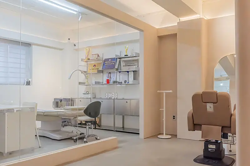 로라도트 SMP 아카데미 매장 사진 & 인테리어